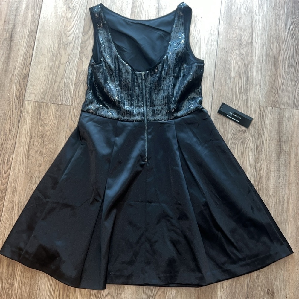 The Limited size 8 Black Sequin and Satin Mini Dress with Low Scoop Zipper Back - Picture 6 of 14